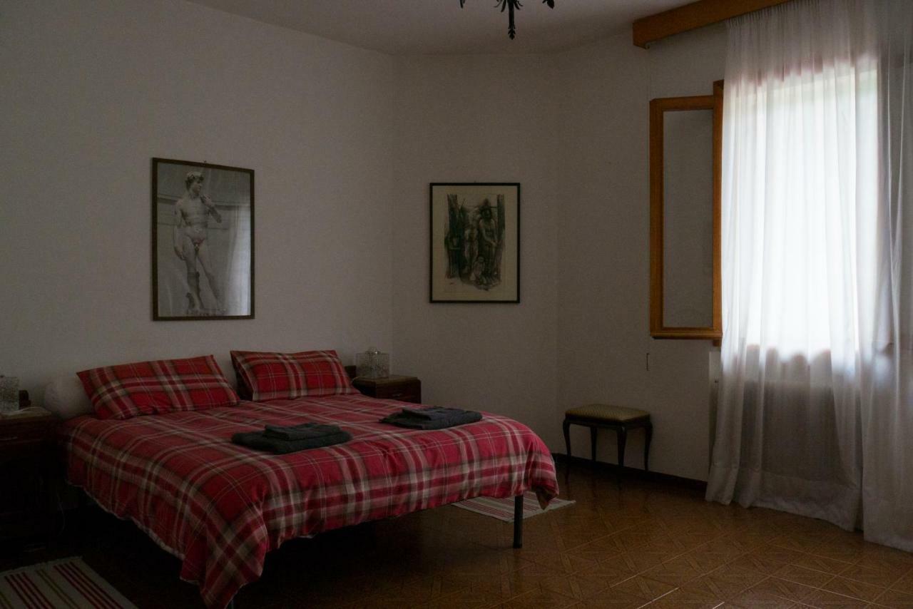Camera Matrimoniale con Balcone (3 Adulti)
